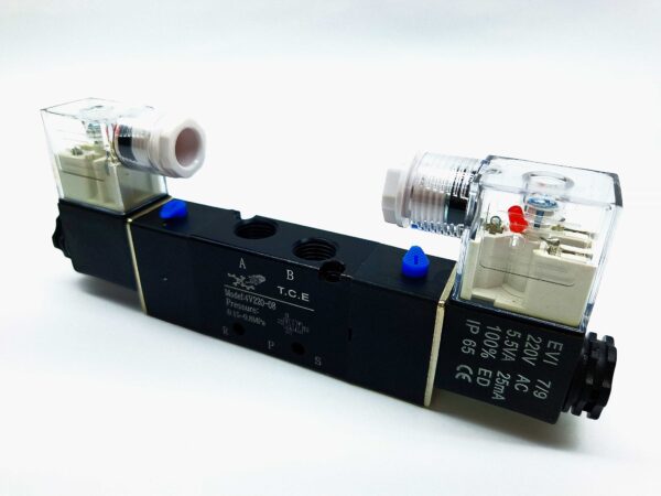 5/2 way solenoid valve 4V Series Double Coil - Image 3